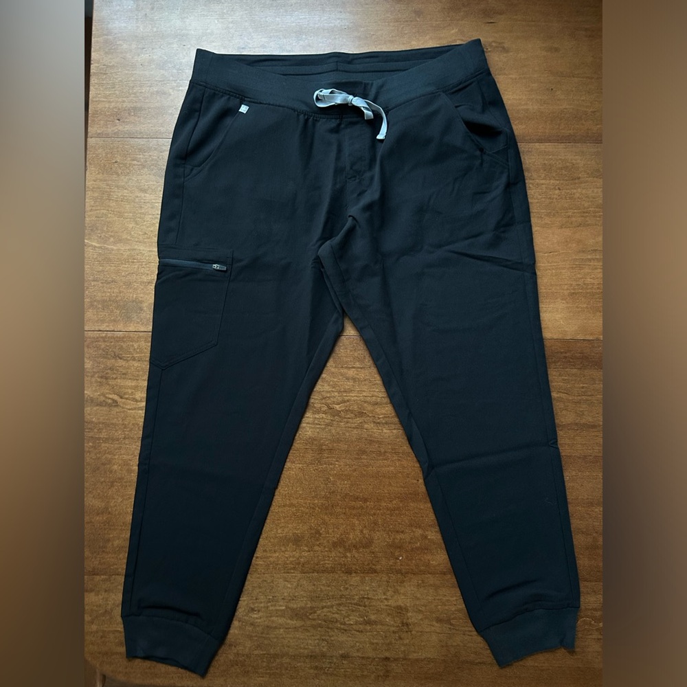 FIGS Scrubs. Zamora Scrub Jogger Pants Technical Collection Women's XL Black